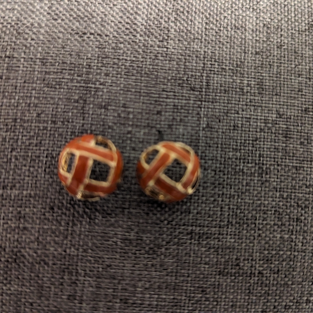 Vintage enamel and gold tone pierced earrings